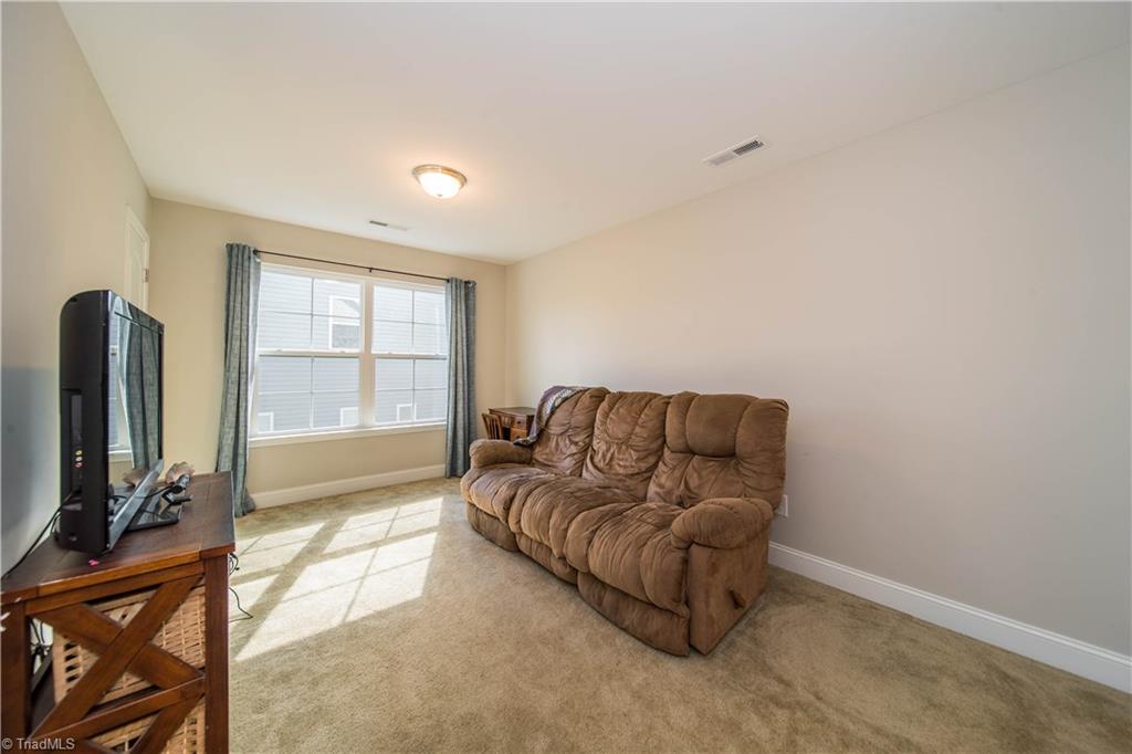 5377 Holbein Gate Road Walkertown, NC 27051 - Photo 15 of 38 Gallery Image 15