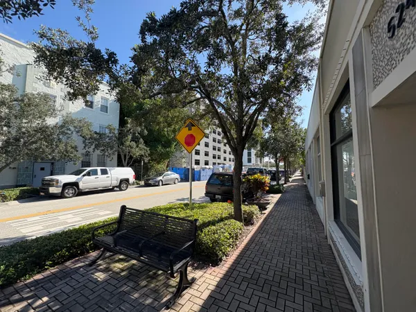 $5,000 | 520 24th Street, West Palm Beach, FL 33407