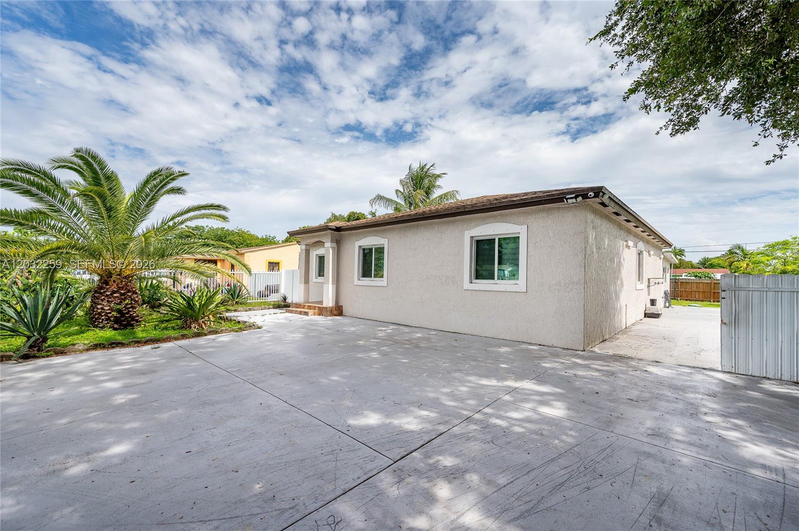 1507 Northwest 100th Street Miami, FL 33147 - Photo 5 of 35