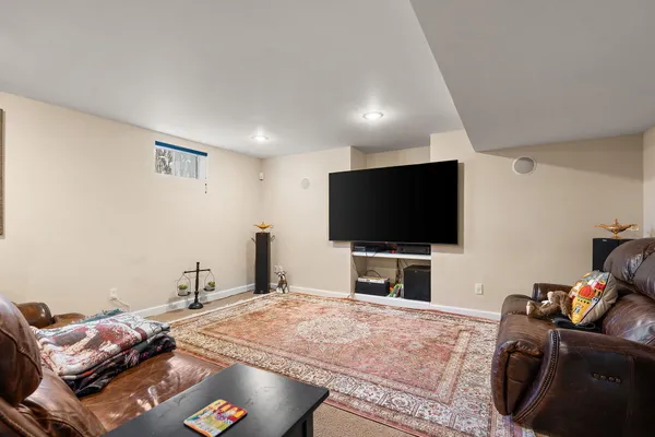 $648,000 | 228 Papillon Drive, Valparaiso, IN 46385