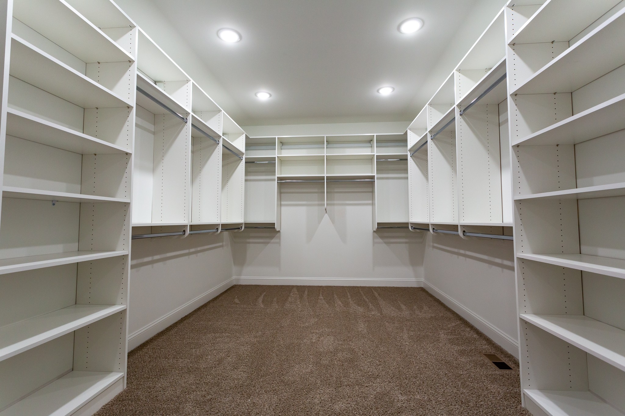 472 Pond Apple Road Clarksville, TN 37043 - Photo 17 of 36 Gallery Image 17
