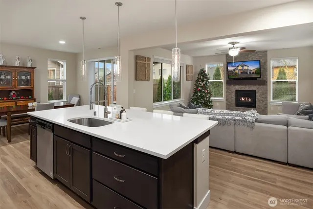 $869,998 | 16040 166th Drive Southeast, Monroe, WA 98272