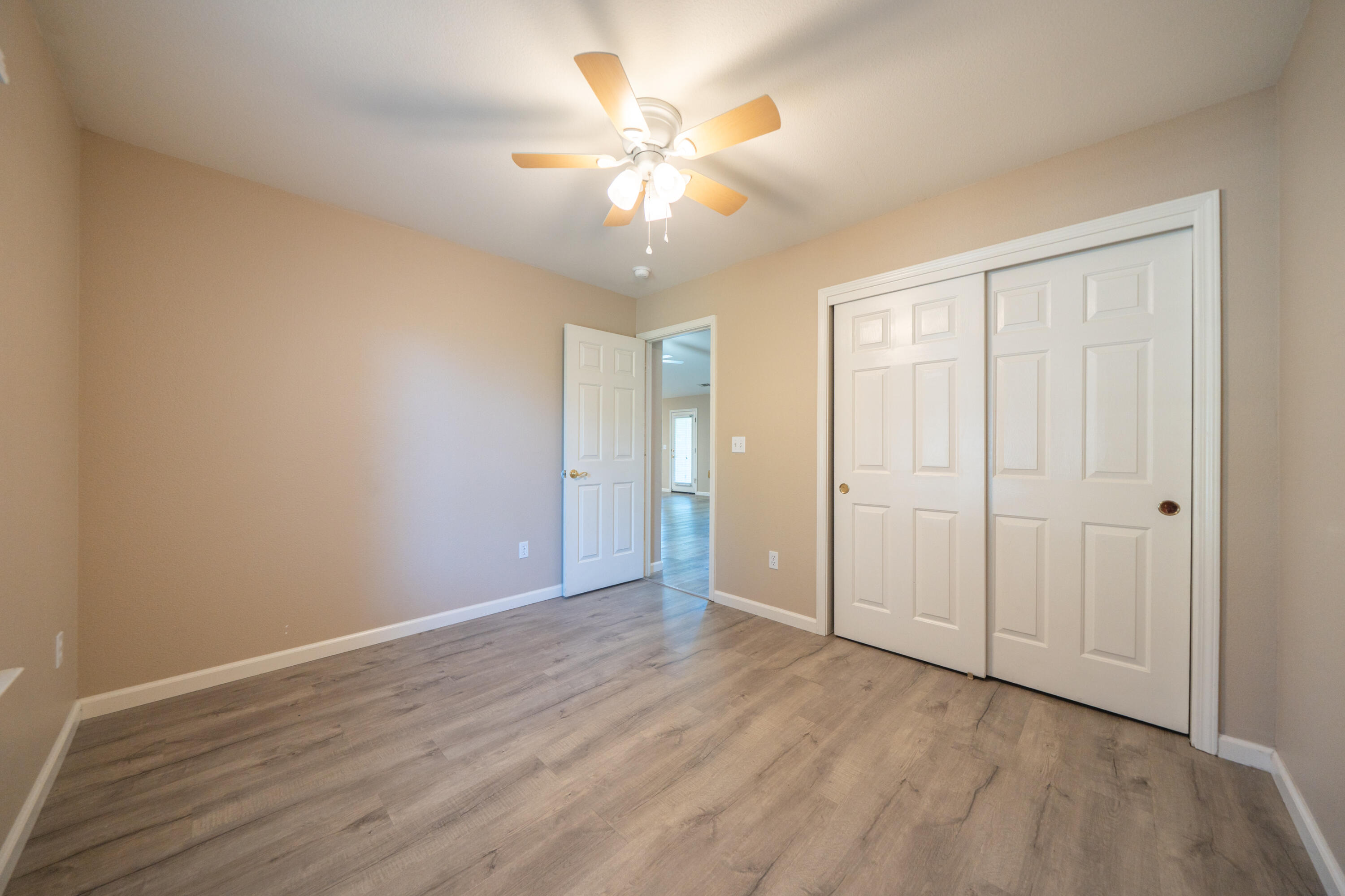 22336 Golftime Drive Palo Cedro, CA 96073 - Photo 23 of 61 Front guest room