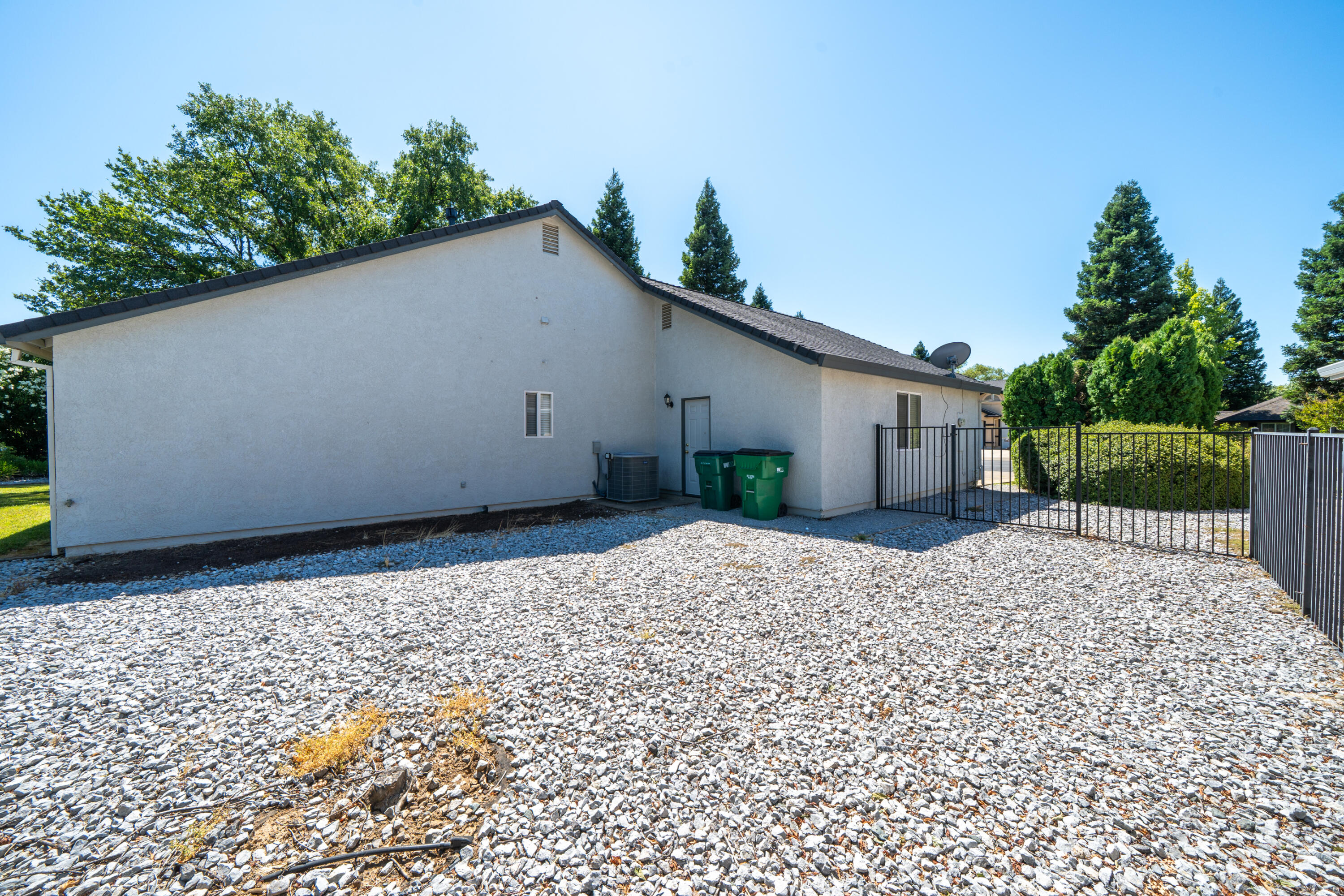 22336 Golftime Drive Palo Cedro, CA 96073 - Photo 46 of 61 West side yard