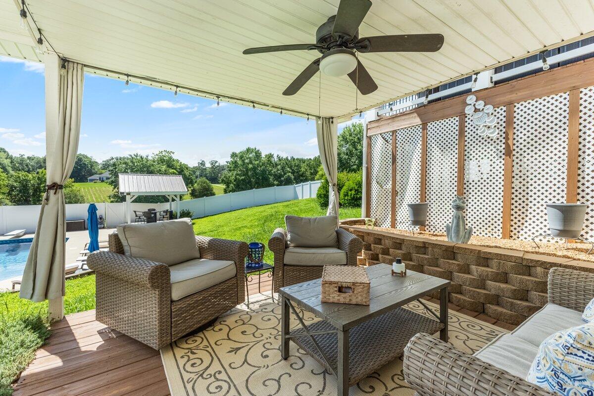 234 Holcomb Road Ringgold, GA 30736 - Photo 32 of 39 IMG_0966