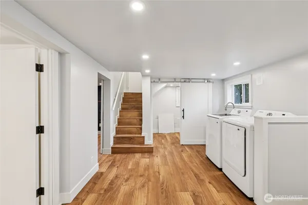 $949,000 | 1911 12th Avenue South, Seattle, WA 98144