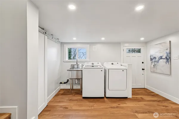 $949,000 | 1911 12th Avenue South, Seattle, WA 98144