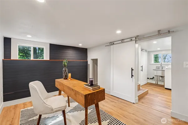 $949,000 | 1911 12th Avenue South, Seattle, WA 98144