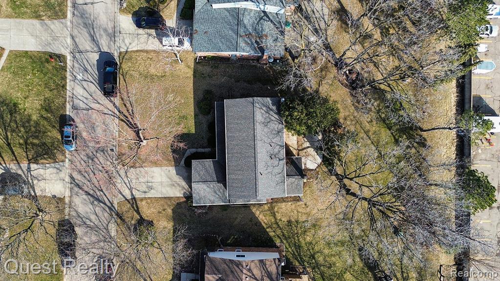 3095 Rolling Green Circle South Rochester Hills, MI 48309 - Photo 27 of 33