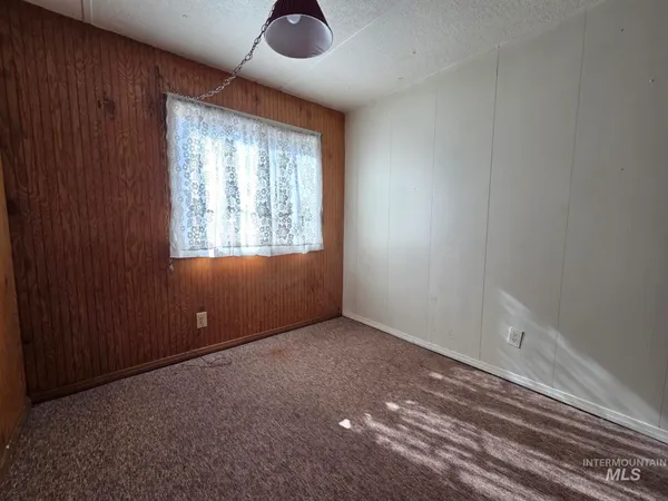 $68,000 | 521 South H Street, Rupert, ID 83350