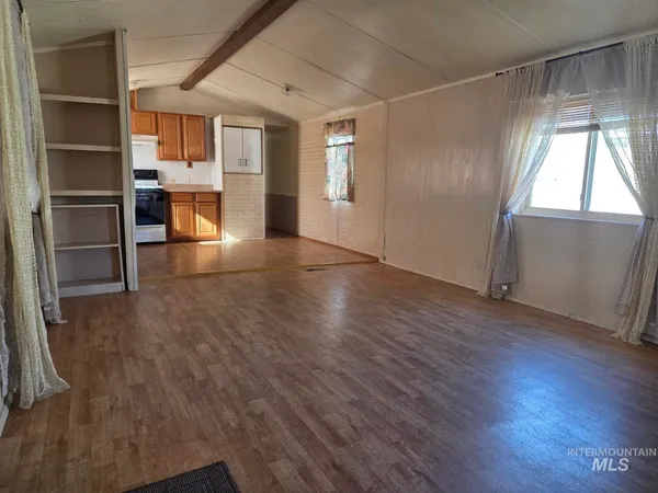 $68,000 | 521 South H Street, Rupert, ID 83350