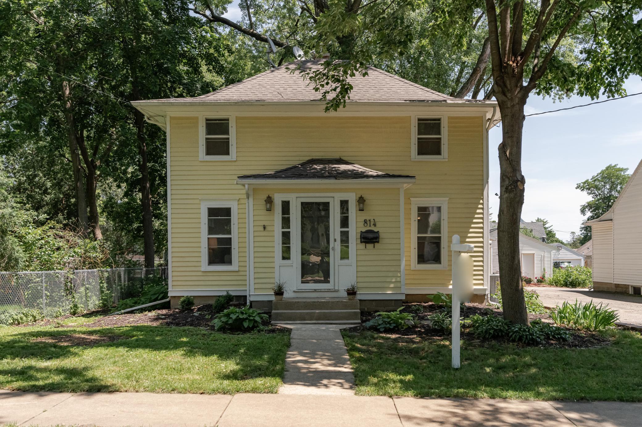814 7th Avenue Southwest Rochester, MN 55902 - Photo 1 of 1