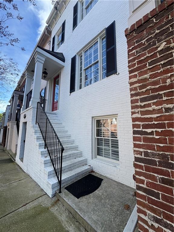 1027 Pearl Point Northeast Atlanta, GA 30328 - Photo 2 of 69