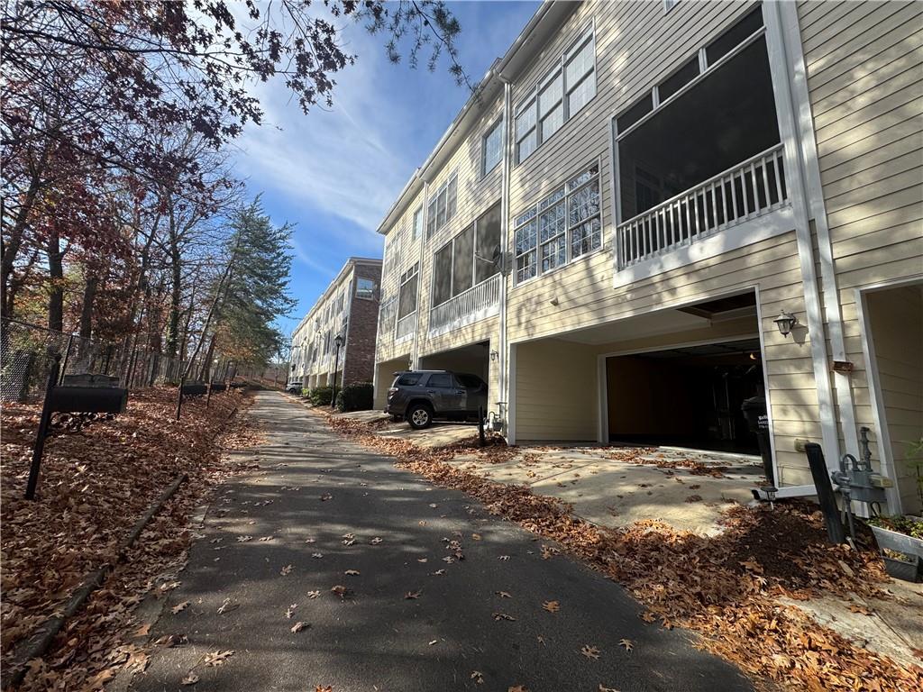 1027 Pearl Point Northeast Atlanta, GA 30328 - Photo 58 of 69