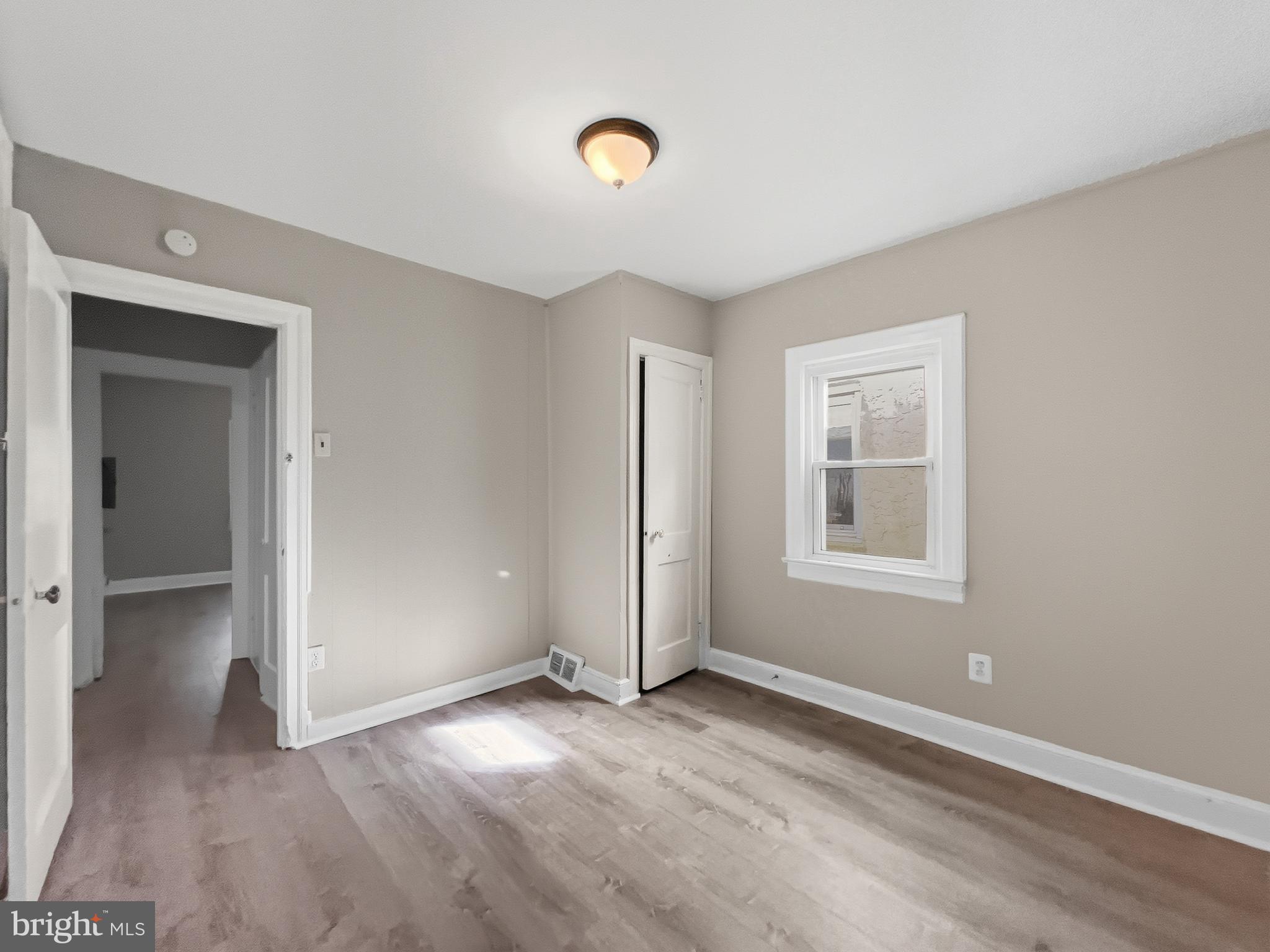 1337 Townsend Street Chester, PA 19013 - Photo 5 of 6