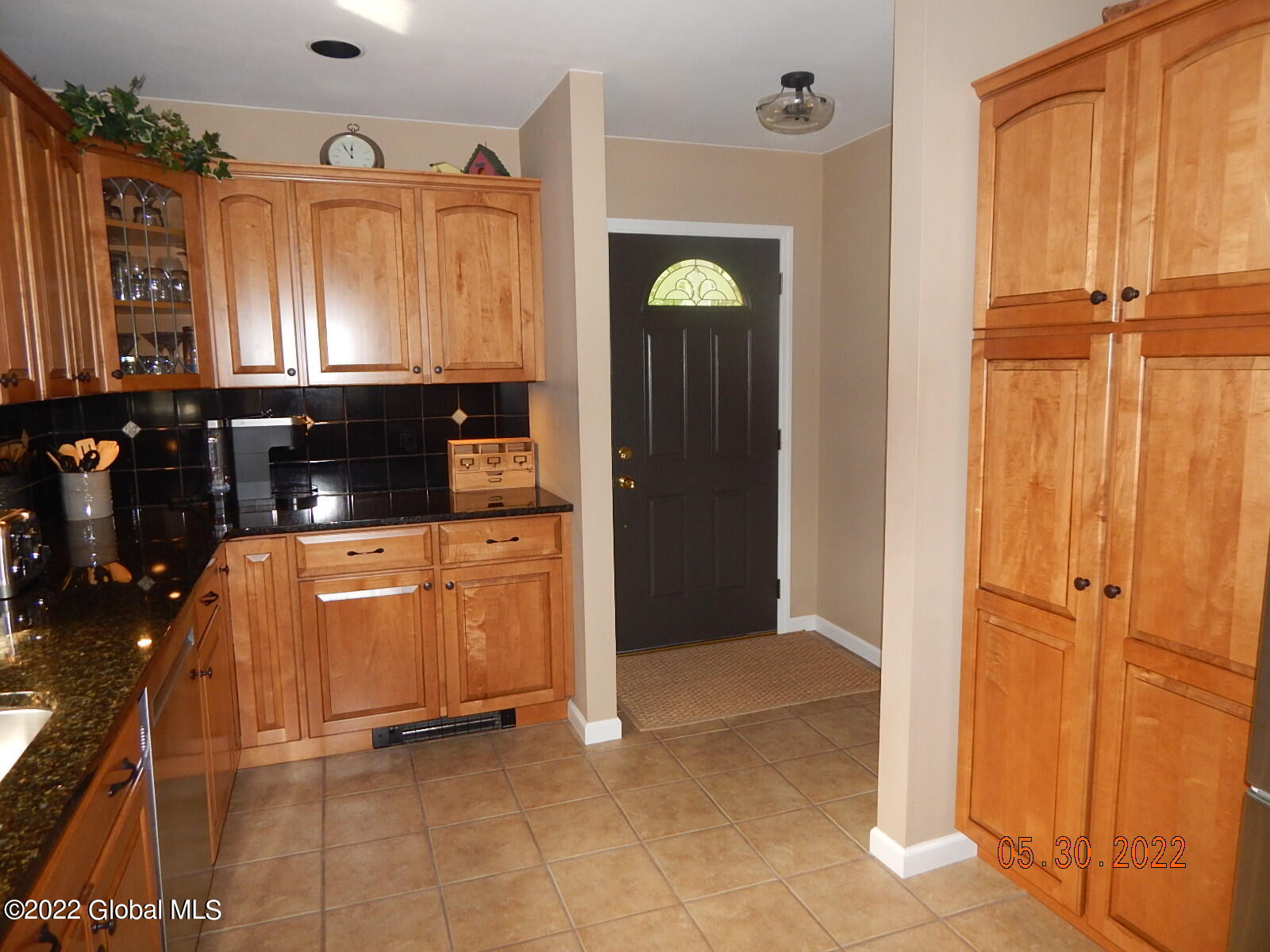 402 Ridge Road North New Baltimore, NY 12087 - Photo 8 of 62 DSCN1337