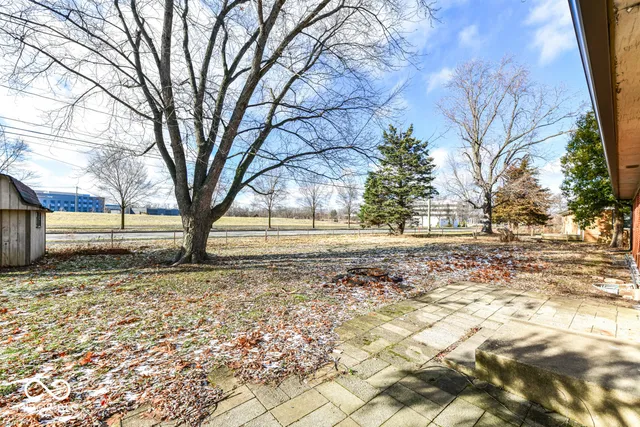 $400,000 | 10640 Penn Drive, Indianapolis, IN 46280