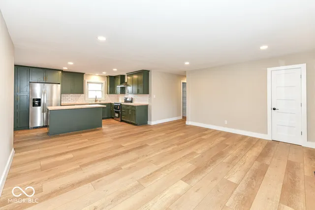 $400,000 | 10640 Penn Drive, Indianapolis, IN 46280