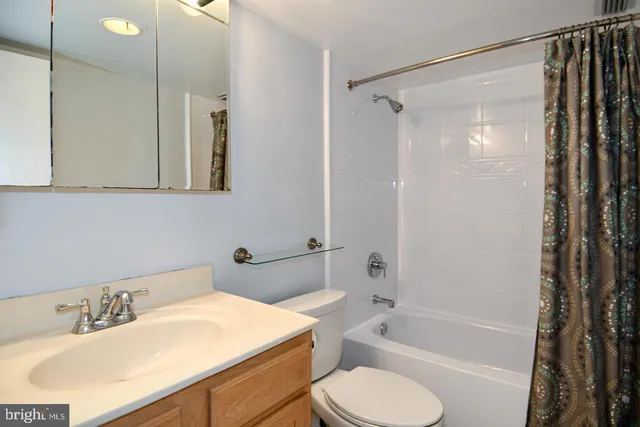 $397,000 | 4500 South Four Mile Run Drive, Unit 1218, Arlington, VA 22204