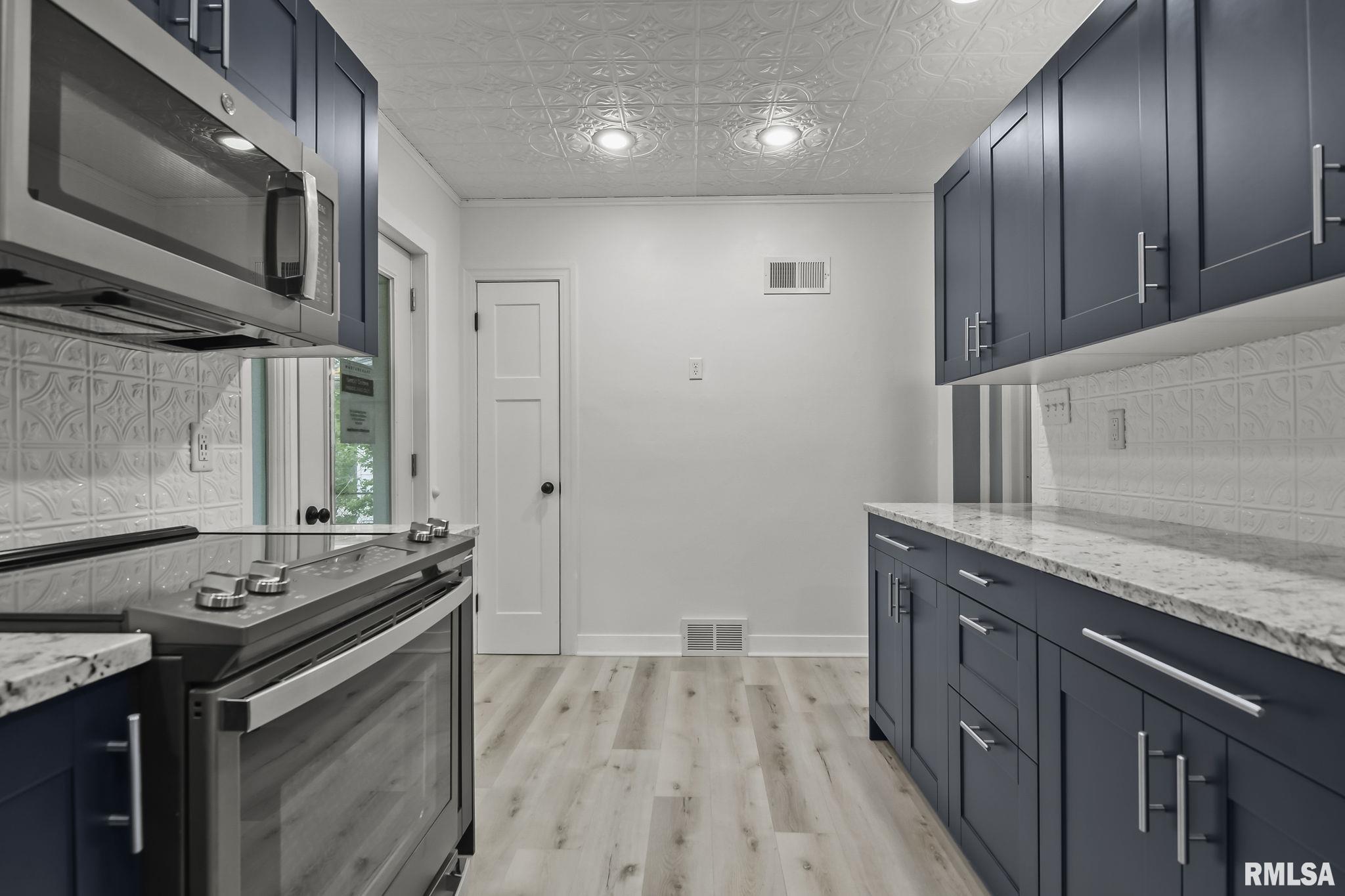 1004 Bryn Mawr Boulevard Springfield, IL 62703 - Photo 13 of 40