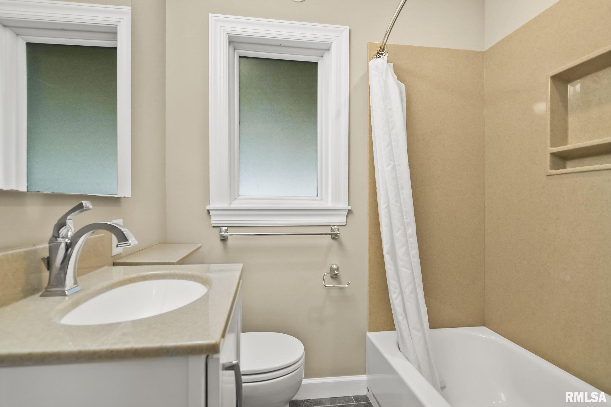 1004 Bryn Mawr Boulevard Springfield, IL 62703 - Photo 22 of 40