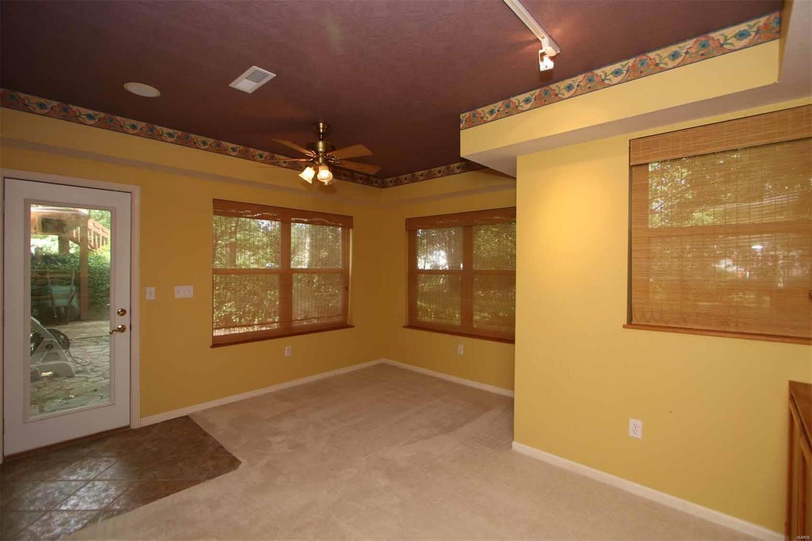 2705 Hunters Ridge Edwardsville, IL 62025 - Photo 28 of 53 Gallery Image 28