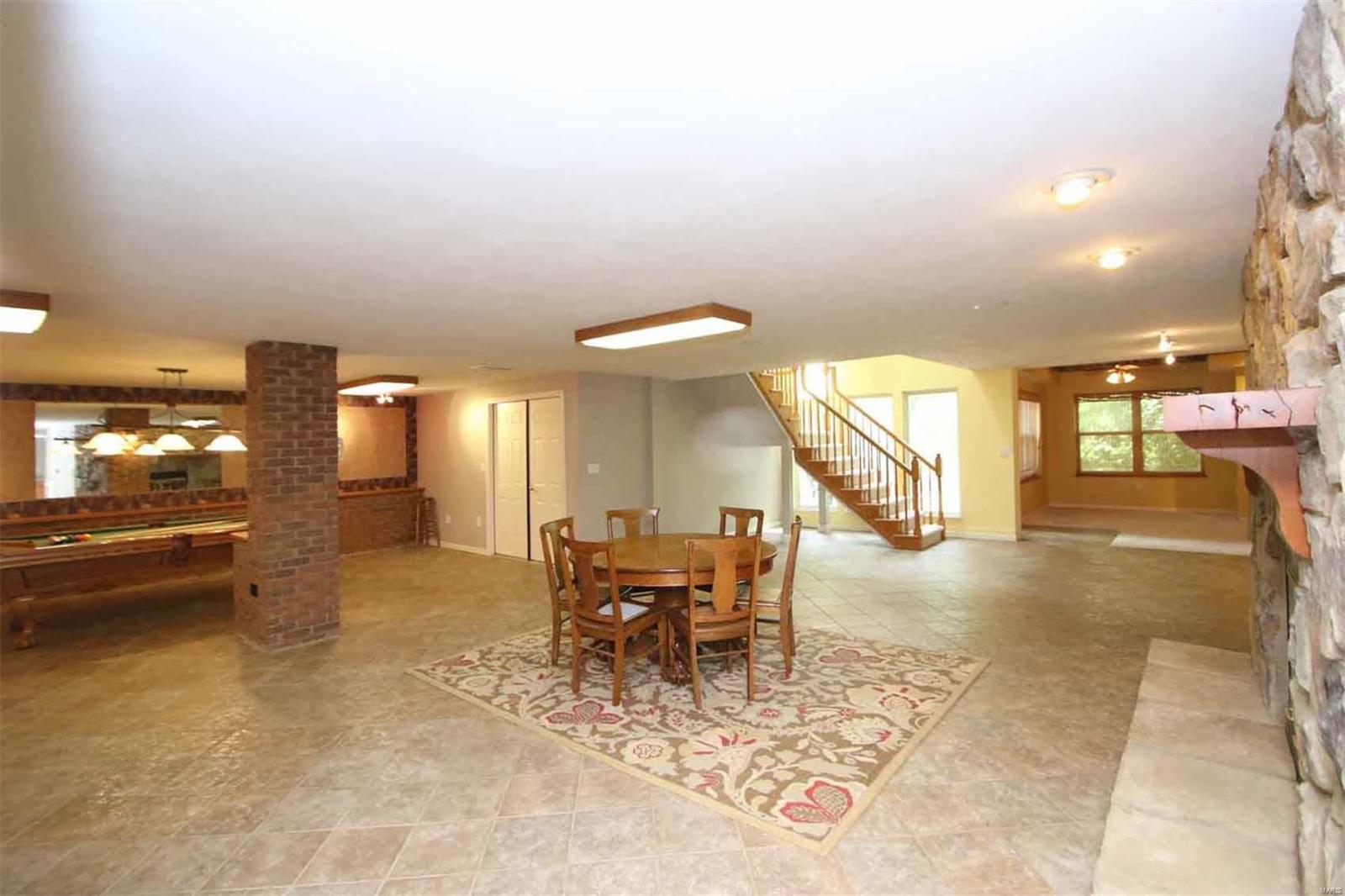 2705 Hunters Ridge Edwardsville, IL 62025 - Photo 31 of 53 Gallery Image 31