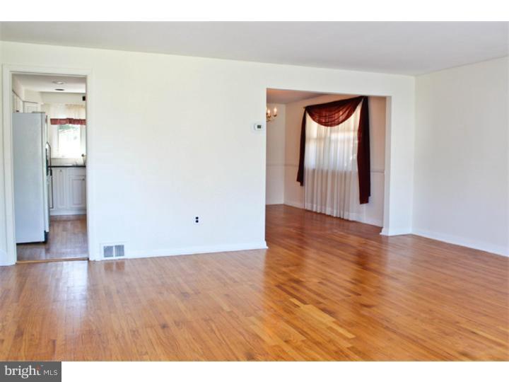 368 Lewis Road Springfield, PA 19064 - Photo 5 of 25
