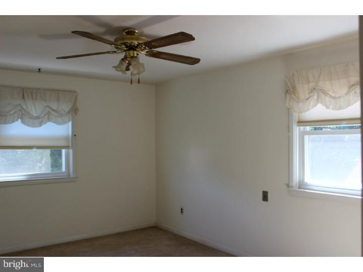 368 Lewis Road Springfield, PA 19064 - Photo 8 of 25