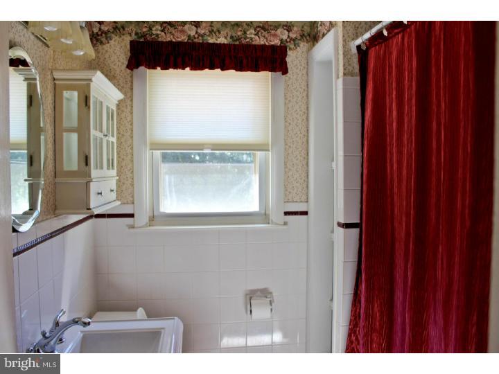 368 Lewis Road Springfield, PA 19064 - Photo 10 of 25