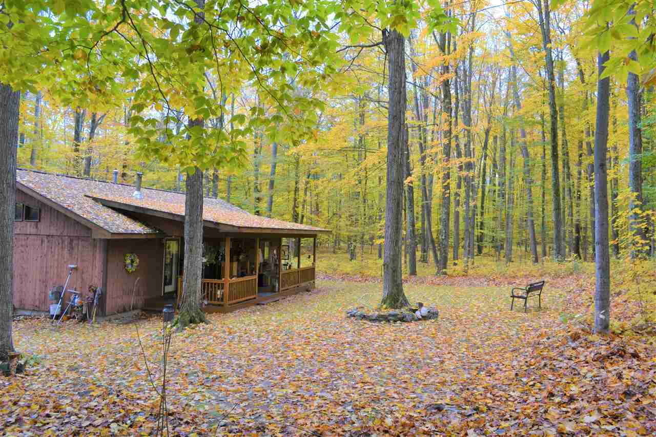 10747 Diamond Park Road Interlochen, MI 49643 - Photo 36 of 46 1869162-35.JPG