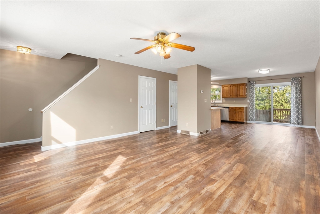 200 Lambert Terrace, Unit 46 Chicopee, MA 01020 - Photo 3 of 30