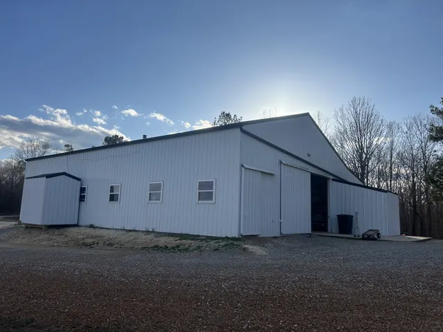 $330,000 | 5132 Sulphur Creek Road, Big Sandy, TN 38221