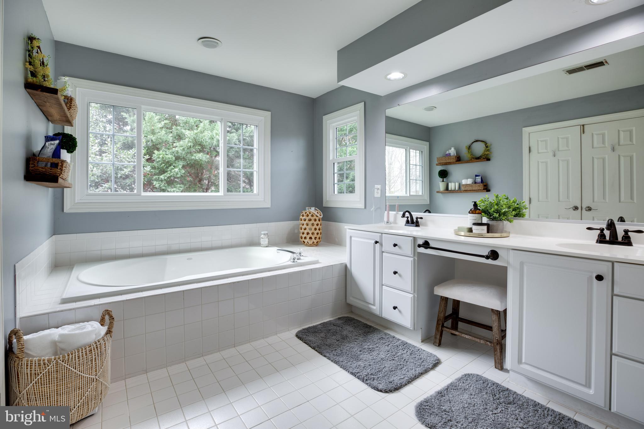 14242 Clubhouse Road Gainesville, VA 20155 - Photo 43 of 81 Gallery Image 43