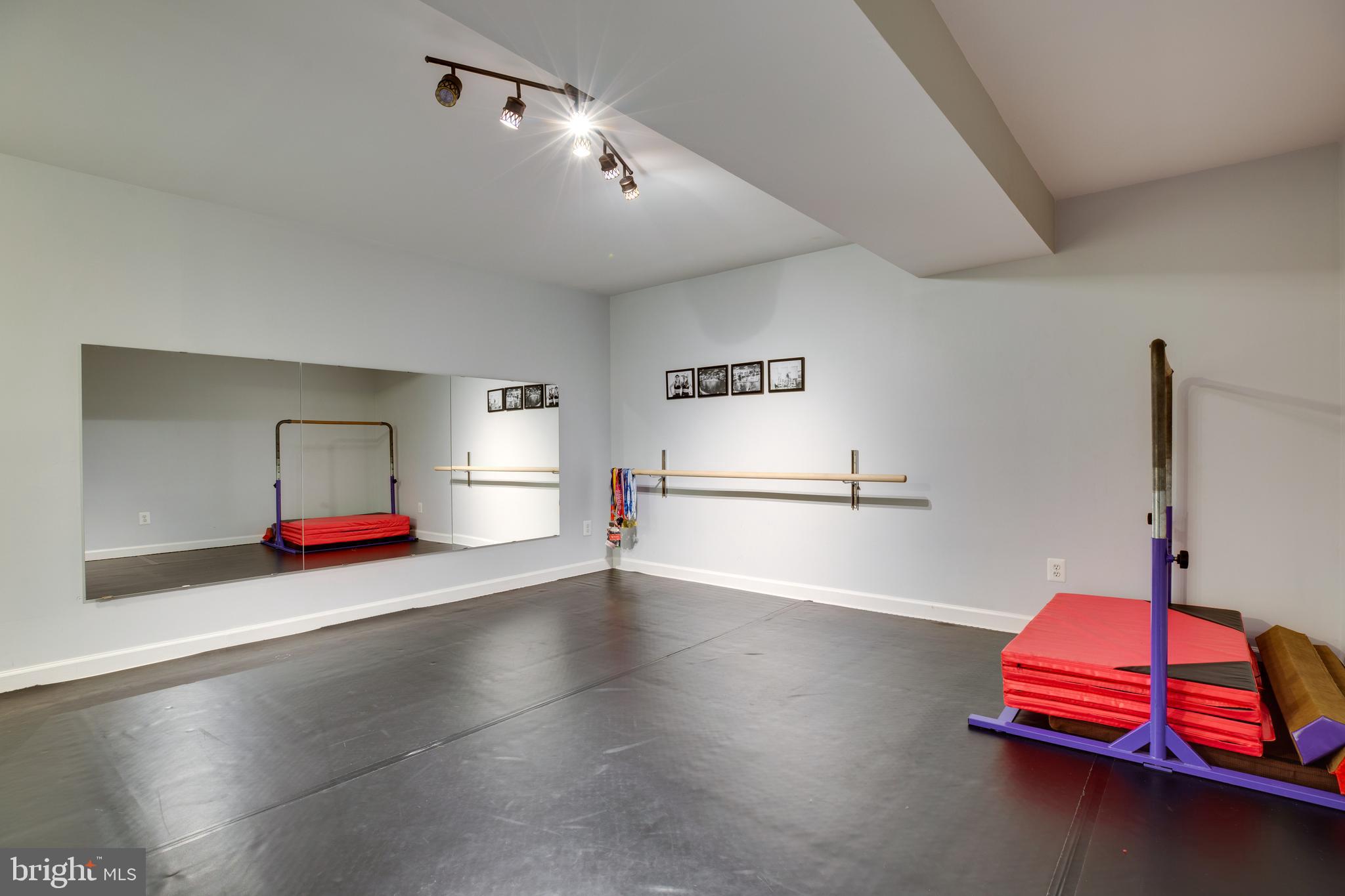 14242 Clubhouse Road Gainesville, VA 20155 - Photo 64 of 81 Gallery Image 64