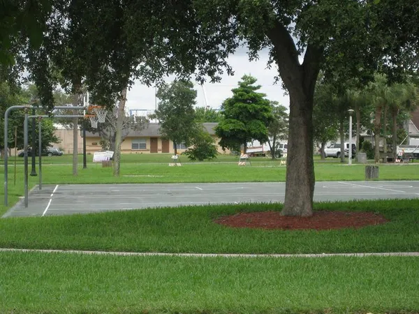 $1,250 | 771 Southwest 8th Street, Unit 111, Pompano Beach, FL 33060