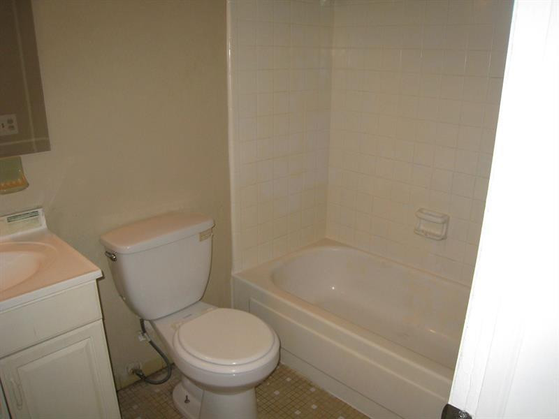 771 Southwest 8th Street, Unit 111 Pompano Beach, FL 33060 - Photo 5 of 13 Photo 5