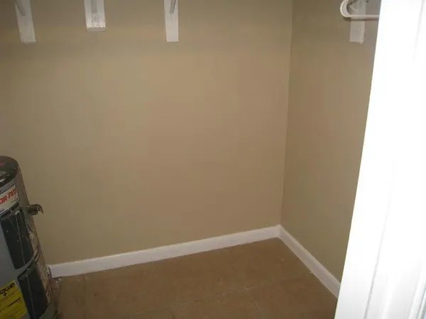 $1,250 | 771 Southwest 8th Street, Unit 111, Pompano Beach, FL 33060