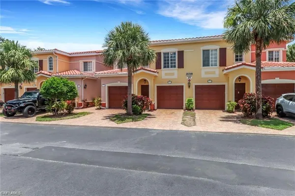 $3,250 | 20321 Estero Gardens Circle, Unit 104, Estero, FL 33928