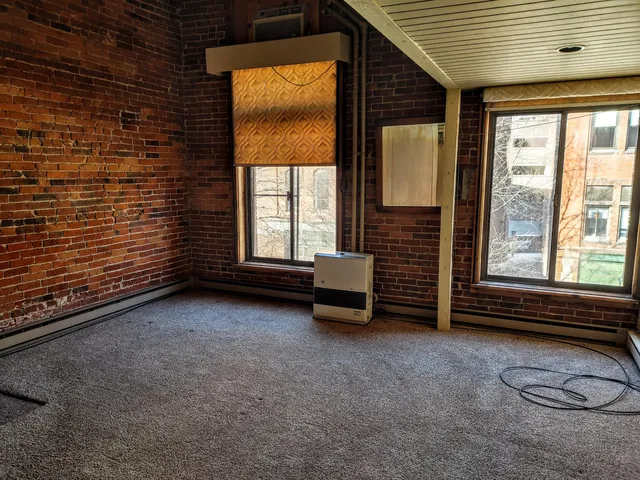 $585,000 | 92-94 Main Street, Auburn, ME 04210