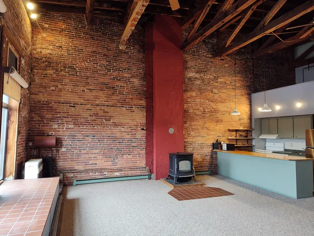 $585,000 | 92-94 Main Street, Auburn, ME 04210