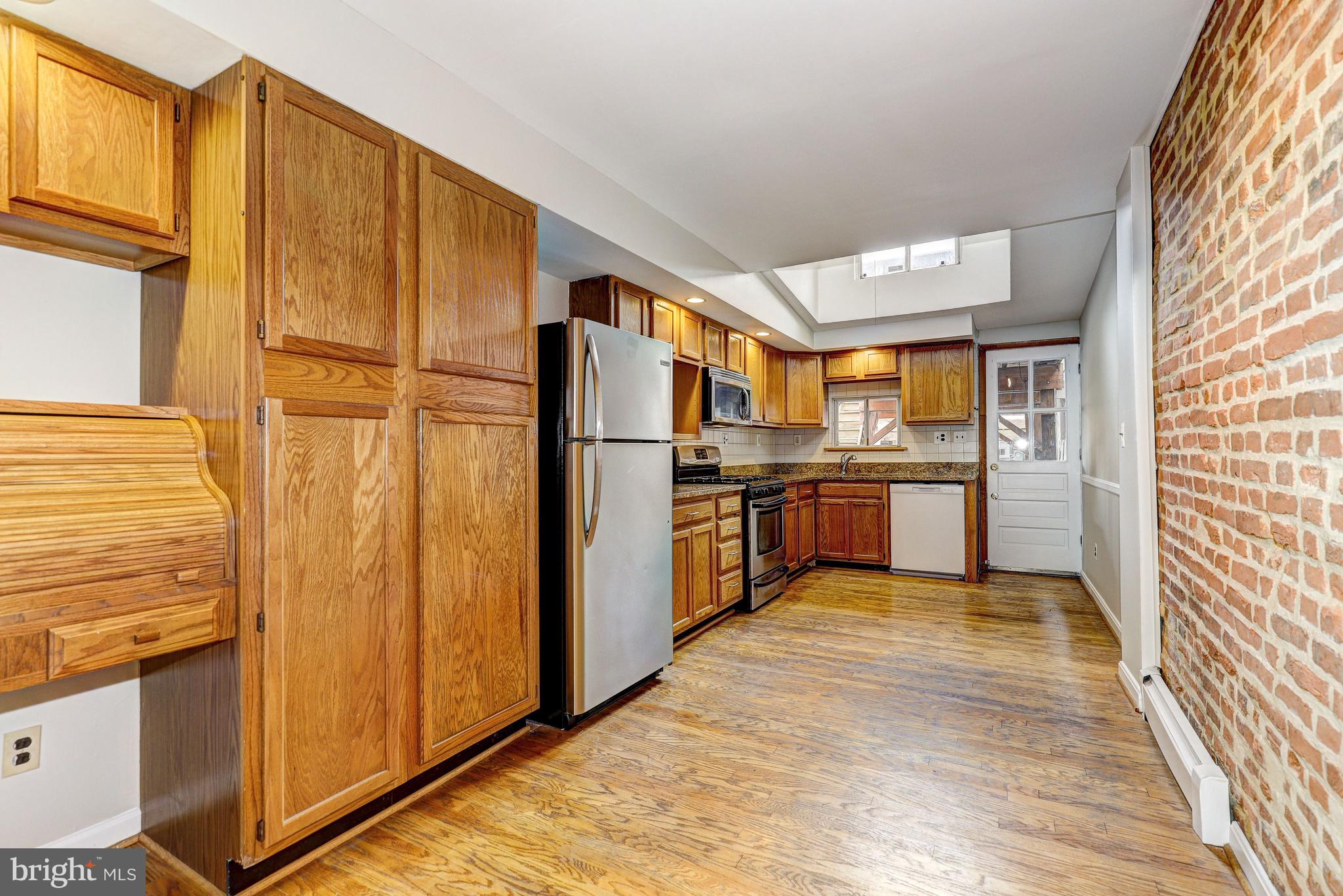 1432 Riverside Avenue Baltimore, MD 21230 - Photo 11 of 38 Kitchen