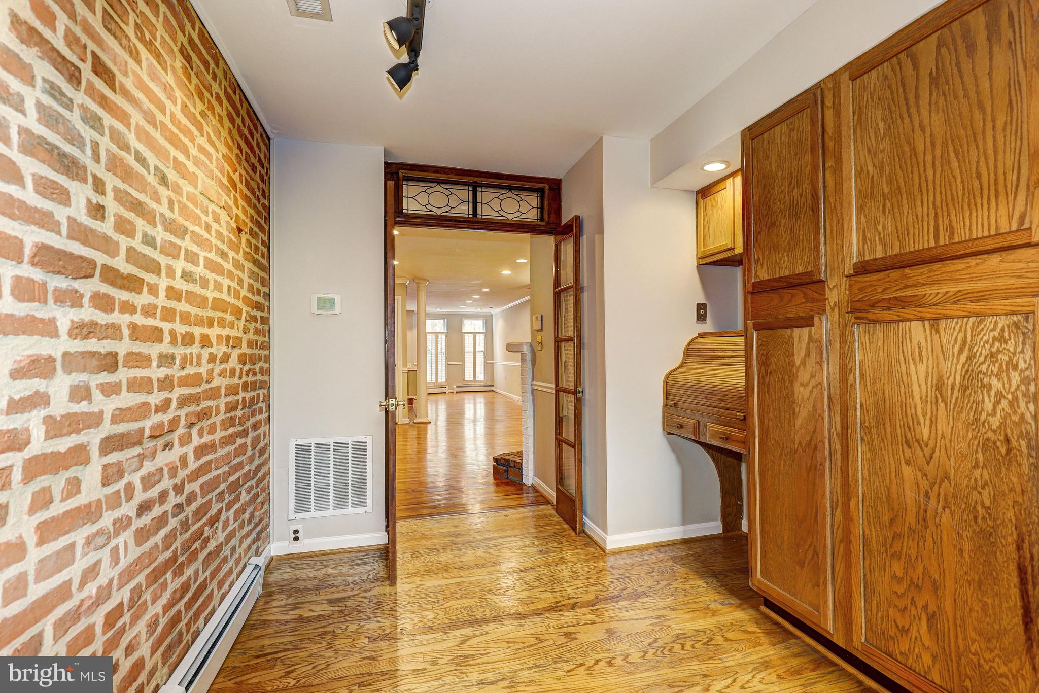 1432 Riverside Avenue Baltimore, MD 21230 - Photo 15 of 38 Kitchen