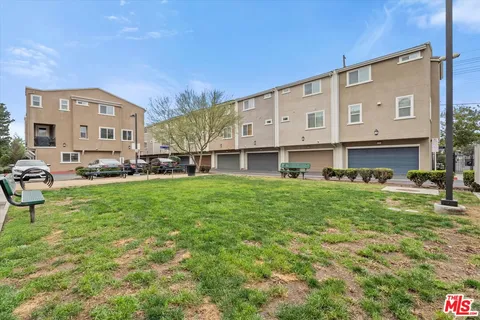 $789,900 | 14847 West Maple Terrace, Panorama City, CA 91402