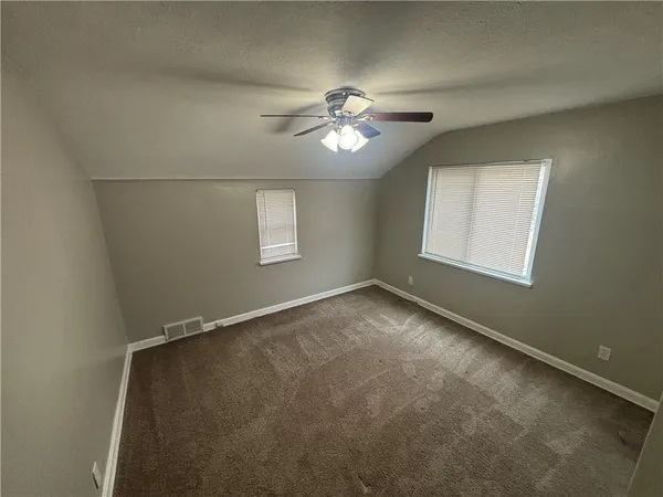 $1,800 | 1319 Woodbourne Avenue, Pittsburgh, PA 15226