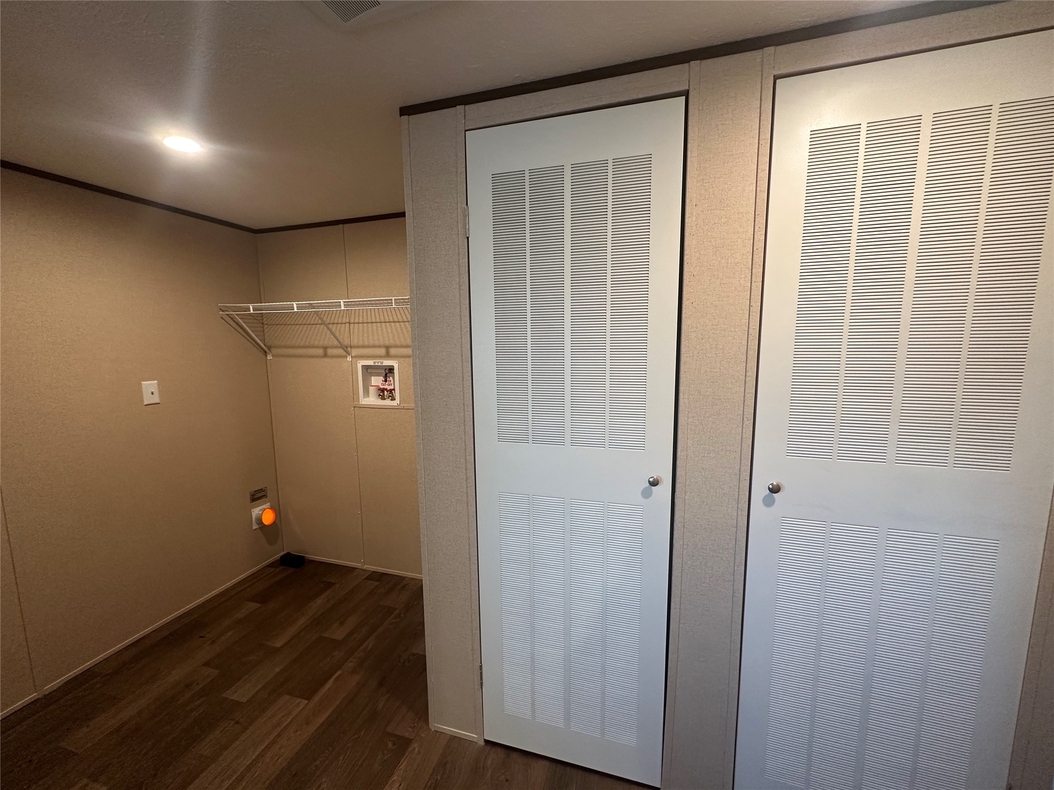 873 Golden Buffalo, TX 75831 - Photo 12 of 12 a view of small space