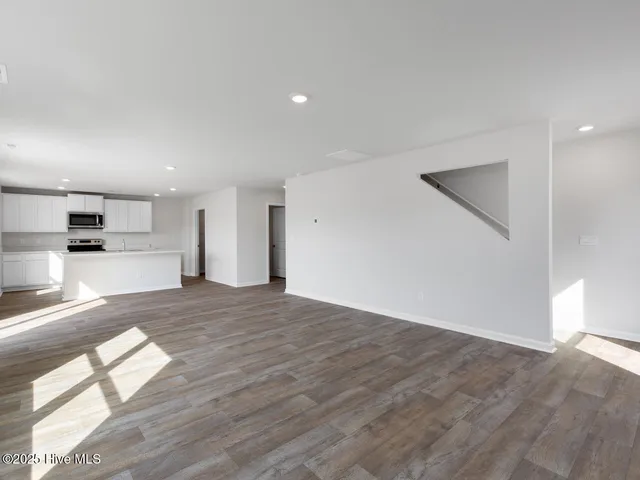 $324,990 | 427 Driftwood Drive, Unit LOT 42, Richlands, NC 28574