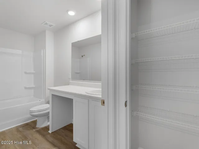 $324,990 | 427 Driftwood Drive, Unit LOT 42, Richlands, NC 28574