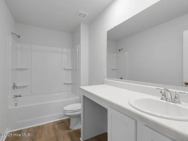 $324,990 | 427 Driftwood Drive, Unit LOT 42, Richlands, NC 28574