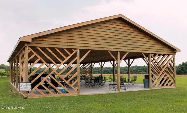 $324,990 | 427 Driftwood Drive, Unit LOT 42, Richlands, NC 28574